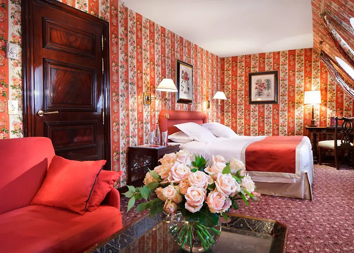 Hotel La Demeure Montaigne